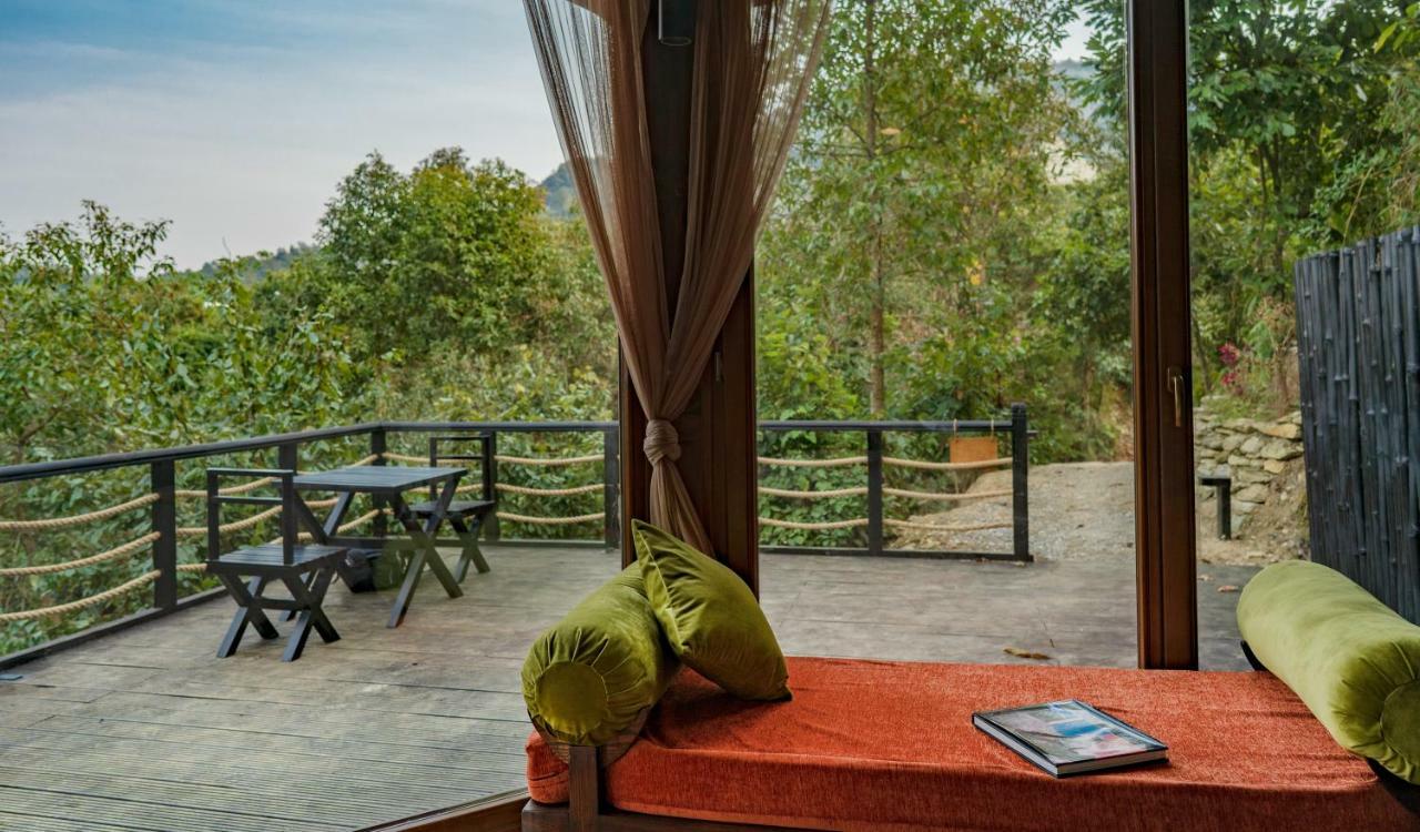 The Pavilions Himalayas Lake View Pokhara Esterno foto