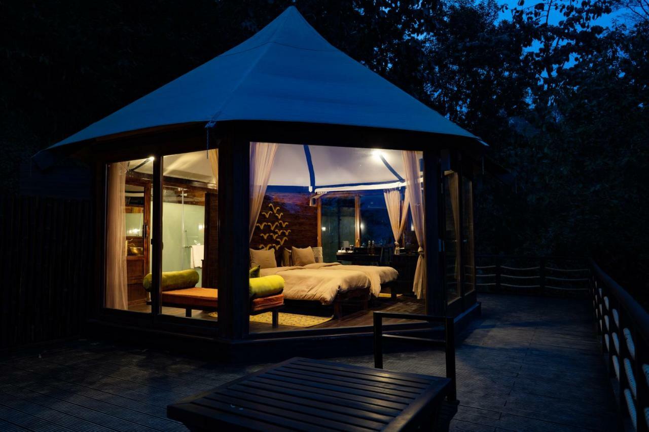 The Pavilions Himalayas Lake View Pokhara Esterno foto