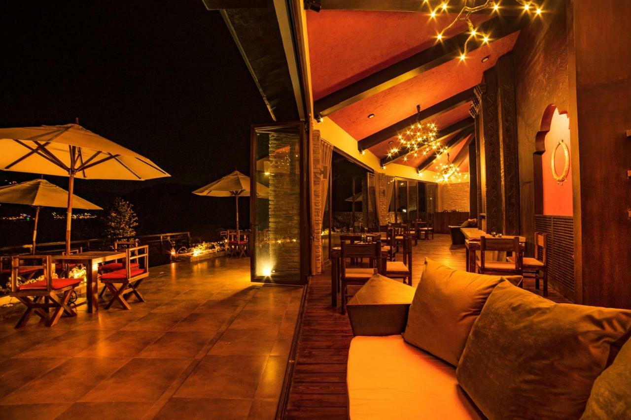 The Pavilions Himalayas Lake View Pokhara Esterno foto
